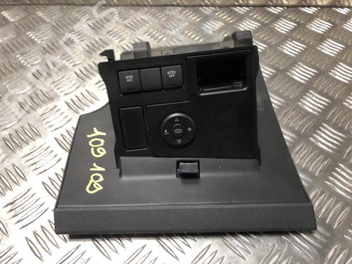 BP31199415I30 main image