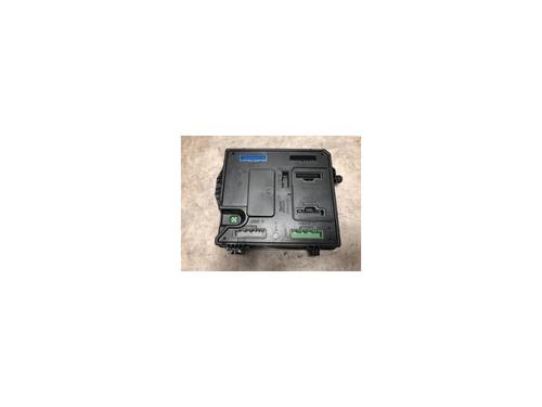Fuse box RENAULT GRAND SCÉNIC III (JZ0/1_) 2.0 16V (JZ0G) BP20632633E1
