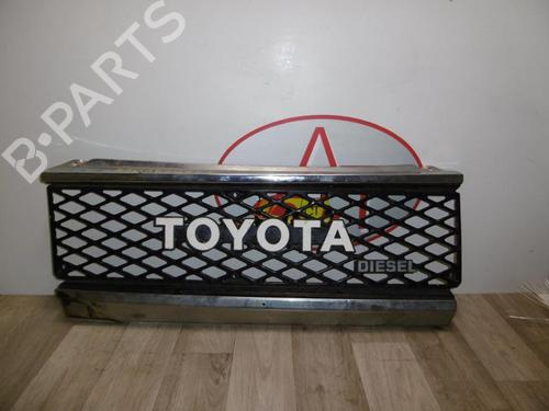 Used Grille Grille TOYOTA LAND CRUISER (_J7_, _JL7_) 2.4 TD (LJ70_, LJ73_, LJ70RV) (86 hp) 28334482 28334482