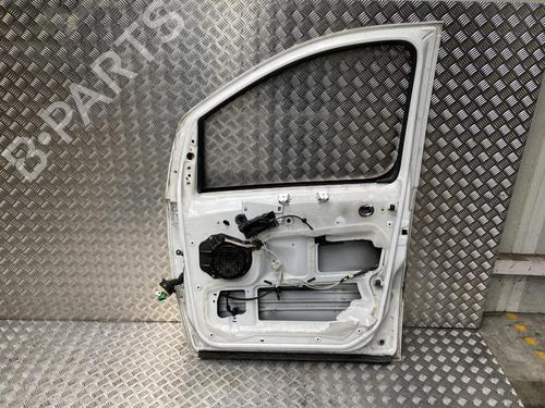 Right front door PEUGEOT EXPERT Van (VF3A_, VF3U_, VF3X_) 1.6 HDi 90 16V | BP31199687C3 