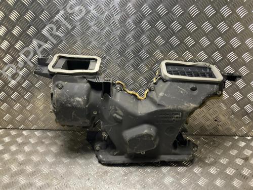 Boîtier de filtre à air Boîtier de filtre à air NISSAN PRIMASTAR Van (X83) 2.0 dCi 115 (114 hp) 34164880 34164880