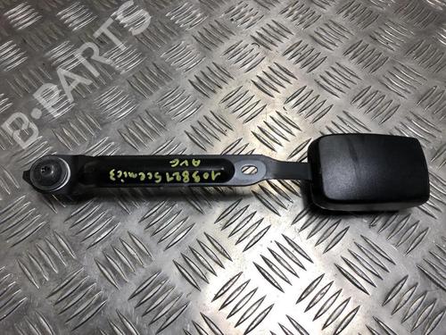 Used Seat buckle RENAULT GRAND SCÉNIC III (JZ0/1_) 1.5 dCi (JZ09, JZ0D, JZ10, JZ14, JZ1G, JZ29, JZ2C) (110 hp) 24492877