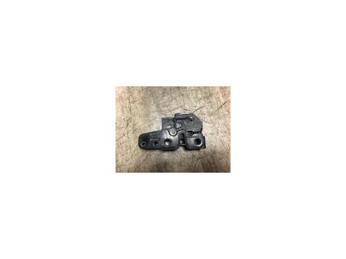 Used Hood lock VW POLO (9N_, 9A_) 1.4 16V (75 hp) 20623594