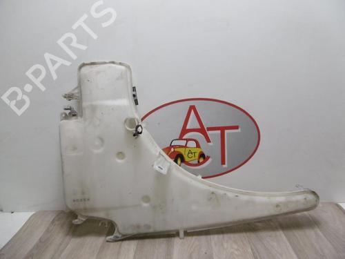 Used Windscreen washer tank BMW 3 (E90) 320 i (150 hp) 15783646
