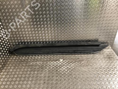 Estribo/Talonera CADILLAC ESCALADE 6.2 AWD (409 hp) 31203990