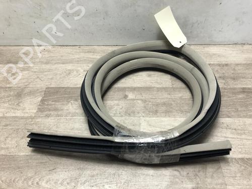 Gummiliste CHRYSLER 300C Touring (LX, LE) 3.0 CRD (218 hp) 23035642