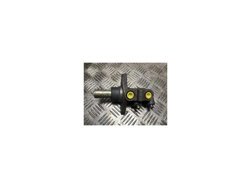 Used Brake master cylinder TOYOTA YARIS (_P9_) 1.4 D-4D (NLP90_, NLP90R) (90 hp) 26661924
