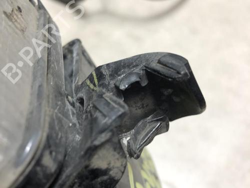 left-front-fog-light-chrysler-pt-cruiser-convertible-24-05288797ad-2000-2001-2002-2003-2004-2005-2006-2007-2008-2009-2010-20613174 main image