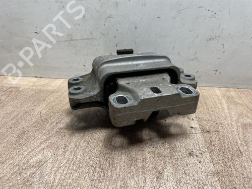 Soporte motor VW GOLF V (1K1) 1.9 TDI (105 hp) 23109455