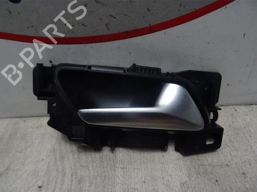 Used Front right interior door handle PEUGEOT 308 SW II (LC_, LJ_, LR_, LX_, L4_) 1.2 THP 130 (131 hp) 13225925