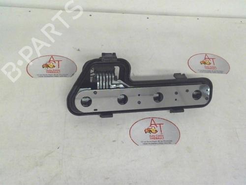 Lampa oświetlenia tablicy rejestracyjnej OPEL ZAFIRA A MPV (T98) 2.0 DTI 16V (F75) | BP13134283I40 