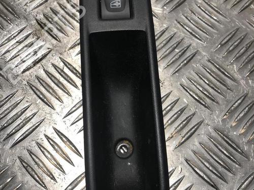 Used Left rear window switch DACIA DUSTER (HM_) 1.5 dCi 115 (HMAD) (116 hp) 31187866