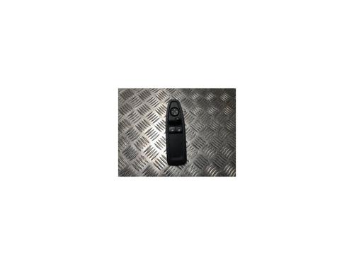Used Left front window switch BMW 1 (F21) 116 d (116 hp) 28215679
