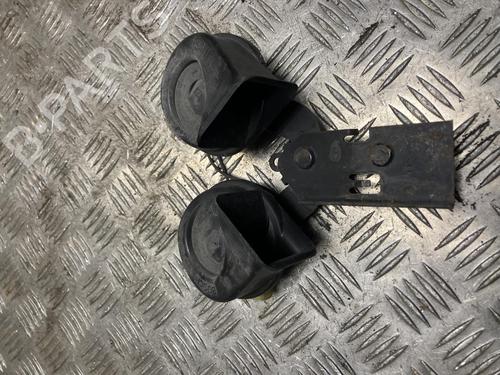 horn-renault-scenic-iii-jz01_-2008-2009-2010-2011-2012-2013-2014-2015-2016-33690629 main image