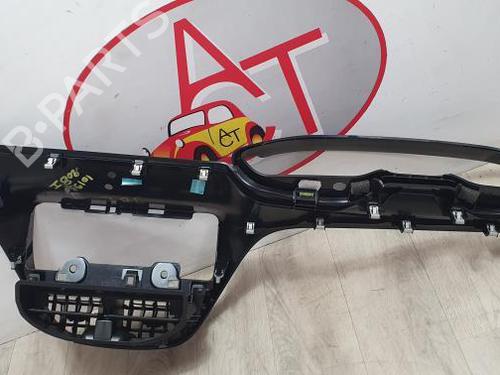 Console centrale PEUGEOT 208 I (CA_, CC_) 1.6 HDi (92 hp) 13133681