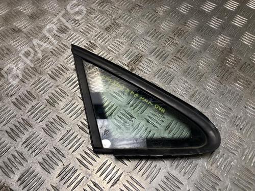 Vidro triangular frente direito Vidro triangular frente direito VW GOLF V (1K1) 2.0 TDI (140 hp) 34415926 34415926