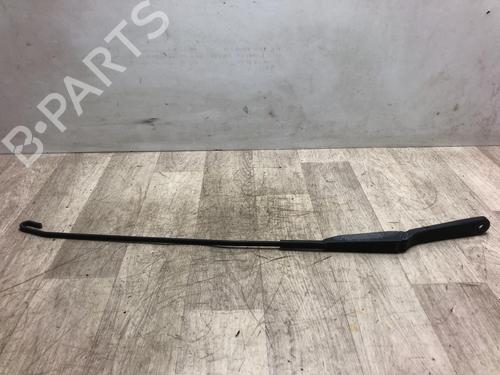 Used Front windshield wiper arm RENAULT TRAFIC II Van (FL) 2.0 (FL0A, FL0G) (120 hp) 23105816