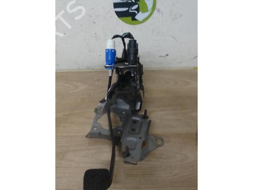 Used Clutch pedal FORD FIESTA VI (CB1, CCN) 1.4 TDCi (70 hp) 12967604