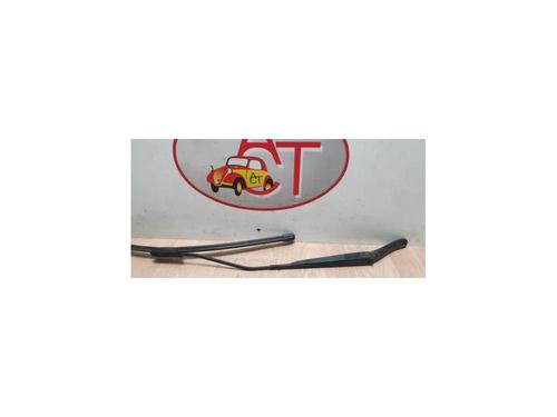 Used Front windshield wiper arm RENAULT LAGUNA III (BT0/1) 1.5 dCi (BT00, BT0A, BT0T, BT1J) (110 hp) 15529526