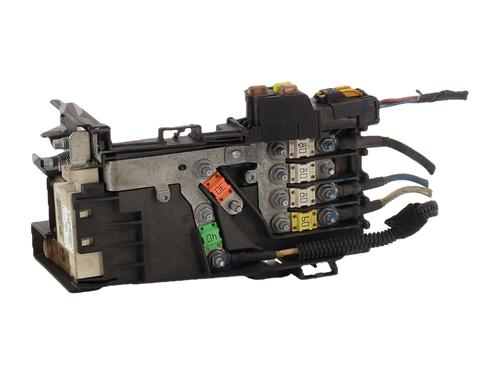Used Fuse box Fuse box 38036521 38036521