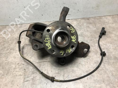 Used Left front steering knuckle PEUGEOT 108 1.2 (82 hp) 20235568