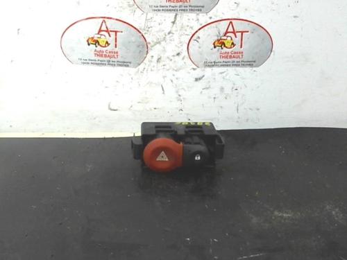 Used Warning switch RENAULT CLIO III (BR0/1, CR0/1) 1.5 dCi (BR17, CR17) (86 hp) 12969799