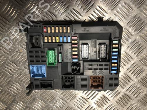 Used Fuse box PEUGEOT 2008 I (CU_) 1.6 BlueHDi 100 (100 hp) 31198546