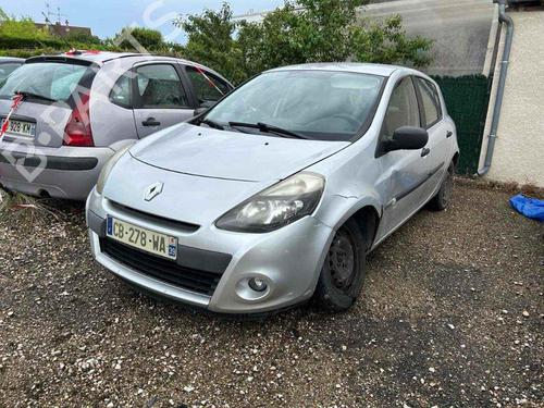 Brugte RENAULT CLIO III (BR0/1, CR0/1) 1.5 dCi (75 hp) 4374664