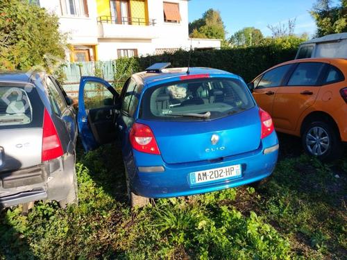 Used Parts RENAULT CLIO III (BR0/1, CR0/1) 1.5 dCi (BR17, CR17) (86 hp) 4423577