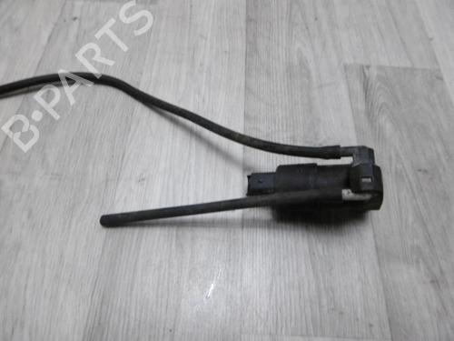Used Washer pump Washer pump 13130082 13130082