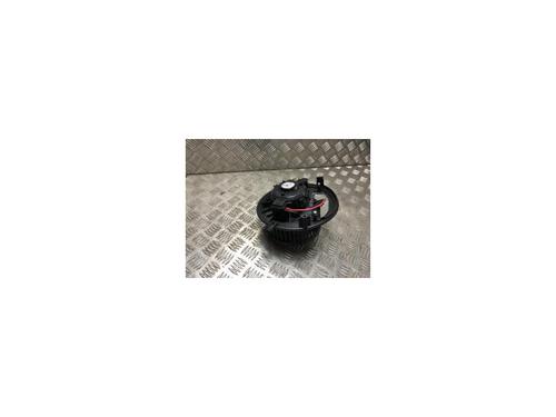 Used Heater blower motor VW GOLF VIII (CD1, DA1) 2.0 TDI (150 hp) 28331781