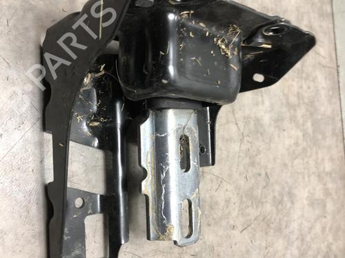 Used Engine mount CITROËN C3 III (SX) 1.2 PureTech 82 (83 hp) 20925566