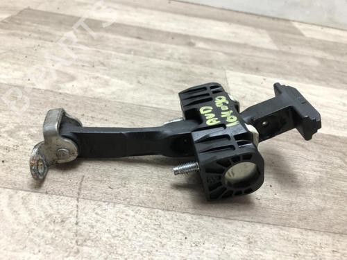 Used Hinge/Door check strap ALFA ROMEO 159 (939_) 1.9 JTDM 16V (939AXC1B, 939AXC12) (150 hp) 23034327