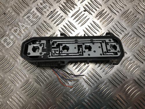 Used Licence plate light RENAULT CLIO II (BB_, CB_) 1.4 16V (B/CB0P, BB13) (98 hp) 31244519