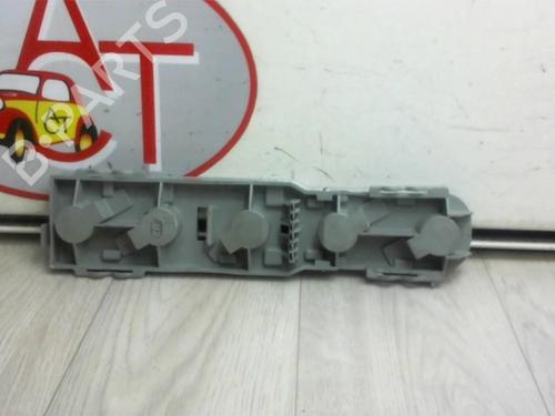 Licence plate light TOYOTA YARIS (_P13_) 1.5 Hybrid (NHP130_, NHP130) | BP27464824I40 