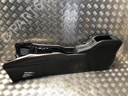 Consola central PEUGEOT 2008 I (CU_) 1.6 BlueHDi 120 (120 hp) 31080560