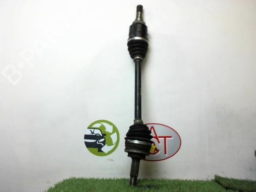 Used Left front driveshaft TOYOTA YARIS (_P1_) 1.4 D-4D (NLP10_, NLP10R) (75 hp) 13263635