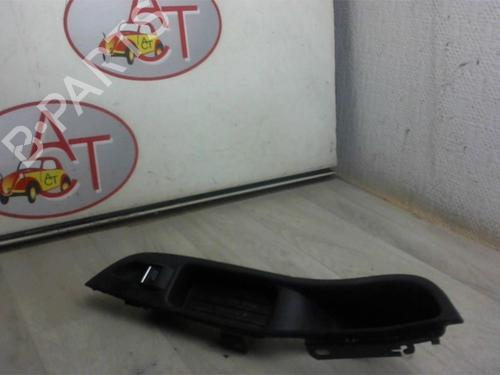 Right front window switch FORD FOCUS III 1.0 EcoBoost | BP13225434I26 