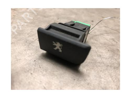 Switch PEUGEOT 3008 I MPV (0U_) 1.6 BlueHDi 120 | BP20634212I30