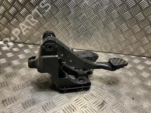 Break pedal AUDI A1 (8X1, 8XK) 1.2 TFSI | BP32388015I19 - Image 2