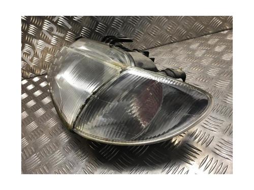Venstre forlygte RENAULT MEGANE I Classic (LA0/1_) 1.6 e (LA0F, LA0S) | BP25748199C28 