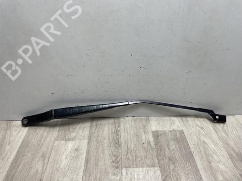 Used Front windshield wiper arm VW GOLF VI (5K1) 2.0 TDI (170 hp) 26930655
