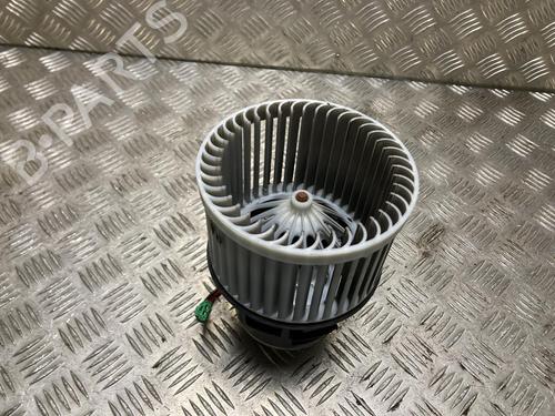 Used Heater blower motor Heater blower motor PEUGEOT 308 II (LB_, LP_, LW_, LH_, L3_) 1.2 THP 130 (131 hp) 33241743 33241743