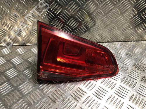 Farolim esquerdo da mala VW GOLF VII (5G1, BQ1, BE1, BE2) 1.4 TSI (122 hp) 31245224