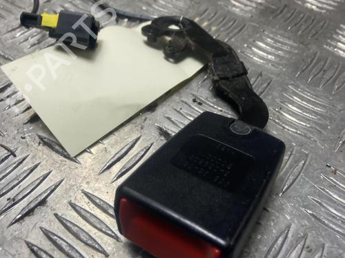 Used Seat buckle PEUGEOT 5008 (0U_, 0E_) 2.0 HDi 150 / BlueHDi 150 (150 hp) 32784836