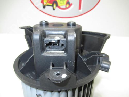 Used Heater blower motor CITROËN NEMO Box Body/MPV (AA_) 1.3 HDi 75 (75 hp) 13289215