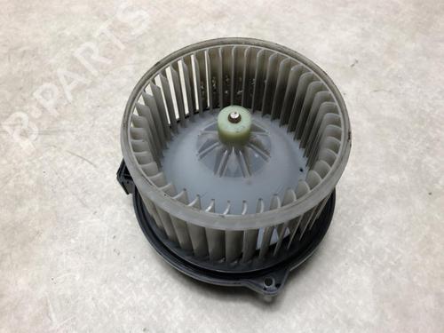 Used Heater blower motor MITSUBISHI GRANDIS (NA_W) 2.0 DI-D (NA8W) (136 hp) 20613694