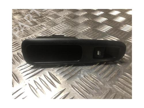 Interrupteur de vitre arrière gauche CITROËN C3 III (SX) 1.5 BlueHDi 100 (SXYHYP, SXYHTU) | BP30767107I29