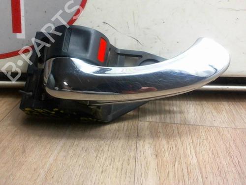 Used Front left interior door handle TOYOTA RAV 4 III (_A3_) 2.2 D 4WD (ALA30_, ALA30R) (150 hp) 13005161