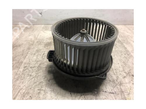 Heater blower motor TOYOTA LAND CRUISER 90 (_J9_) 3.0 TD (KZJ90_, KZJ95_, KZJ90R, KZJ95R, KZJ90W, KZJ95W) | BP20619893M62 